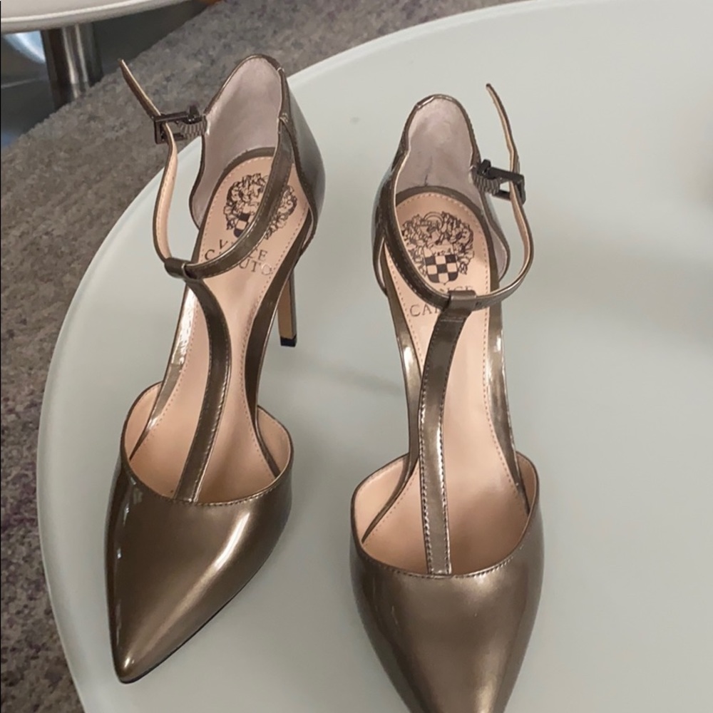 Vince Camuto T-Strap pumps
